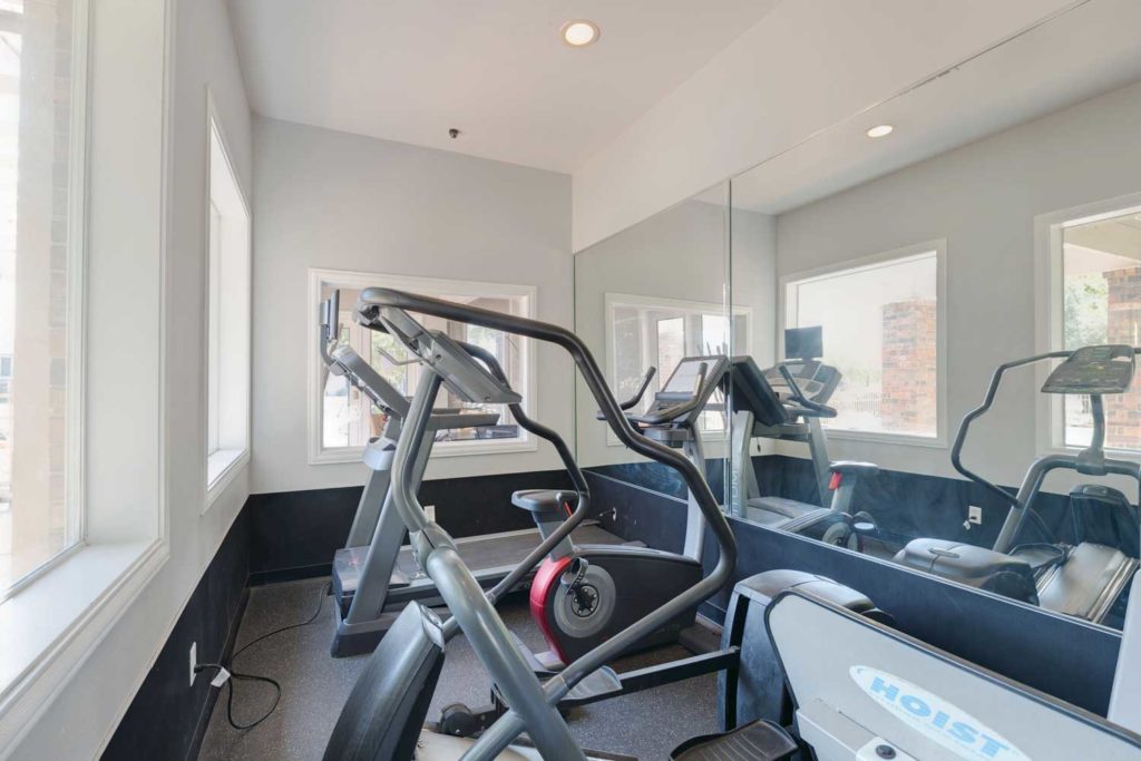 Arbor Square Apartments, College Station, Bryan, TX; near Texas A&M University; shuttle route to campus; pet friendly one and two bedroom apartment homes