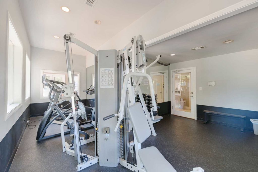 Arbor Square Apartments, College Station, Bryan, TX; near Texas A&M University; shuttle route to campus; pet friendly one and two bedroom apartment homes