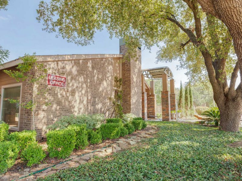 Arbor Square Apartments, College Station, Bryan, TX; near Texas A&M University; shuttle route to campus; pet friendly one and two bedroom apartment homes
